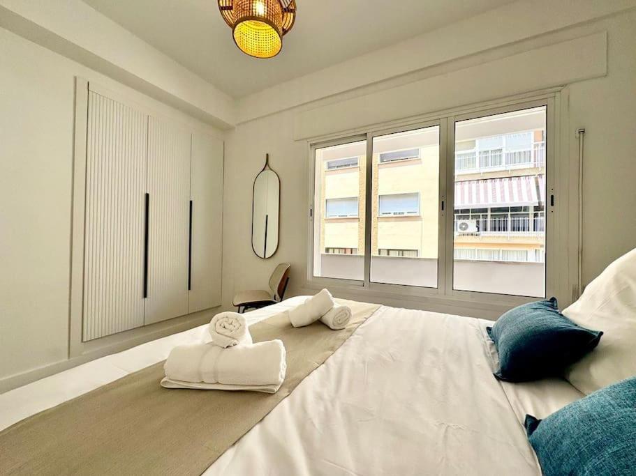 4bd Soho Luxe Retreat Terrace 2bh & Ac Lejlighed Málaga